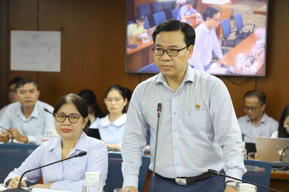 Ông Nguyễn Minh Nhựt thông tin tại họp báo