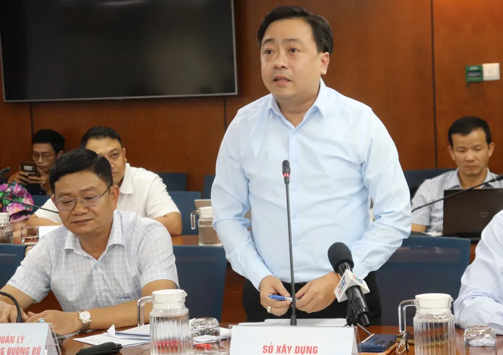 Ông Phạm Quốc Huy phát biểu tại cuộc họp