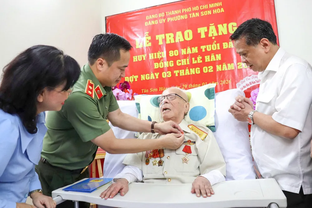 1771012350916430734 (1).jpg