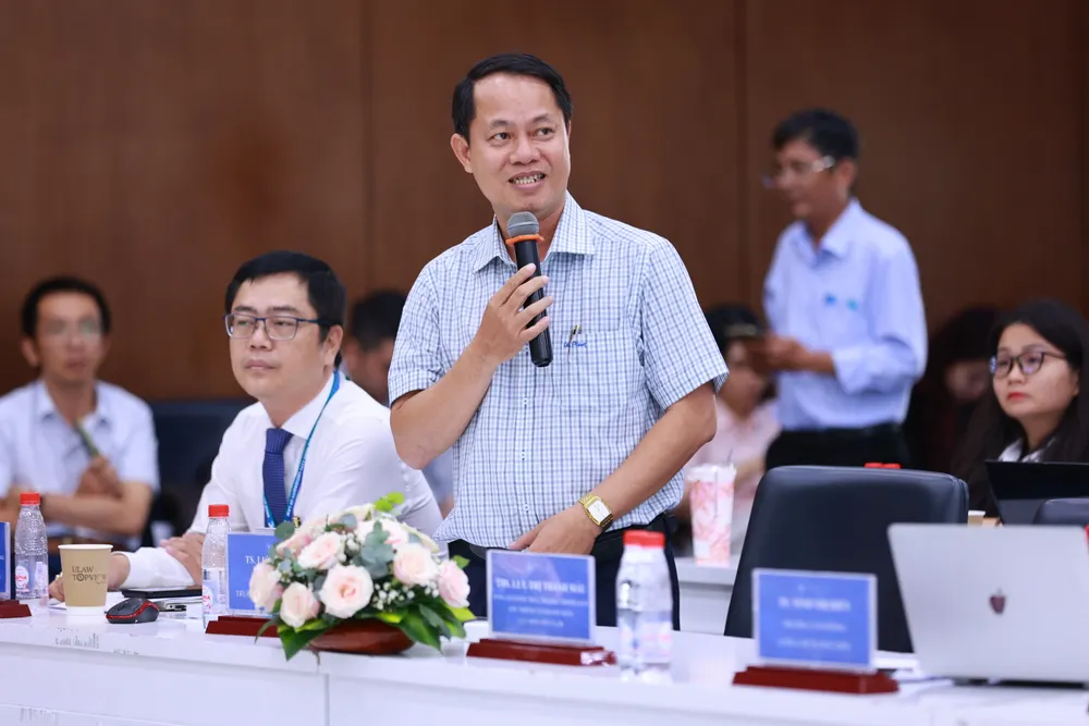 TOAN1210.JPG