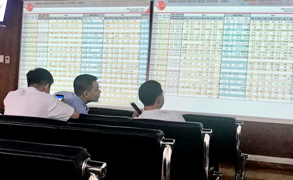 Vn-Index tiến sát 1.050 điểm chiều ngày 11-1