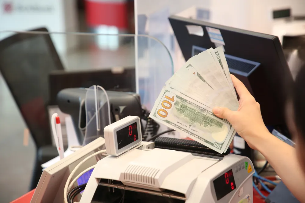 Ngân hàng Nhà nước lý giải tỷ giá USD/VND trong nước đi ngược chiều giá USD thế giới