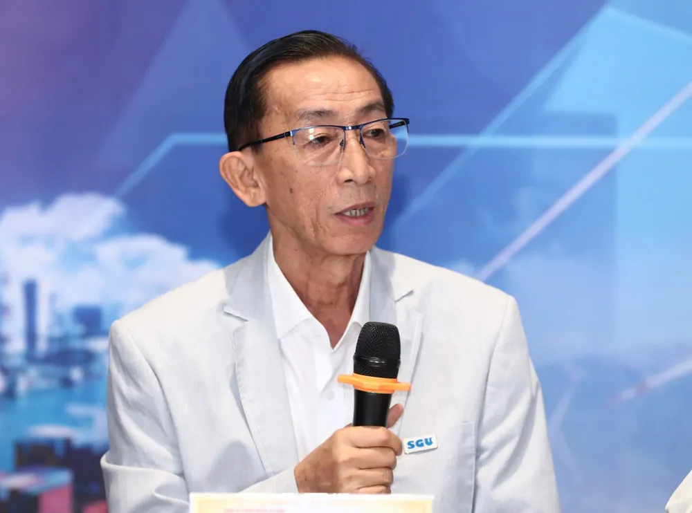 Tran Hoang Ngan .jpg