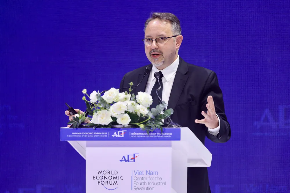 GS. Matthieu Guitton, Giáo sư Khoa Y, Đại học Laval, Canada; Nhà nghiên cứu tại Trung tâm Nghiên cứu CERVO .jpg