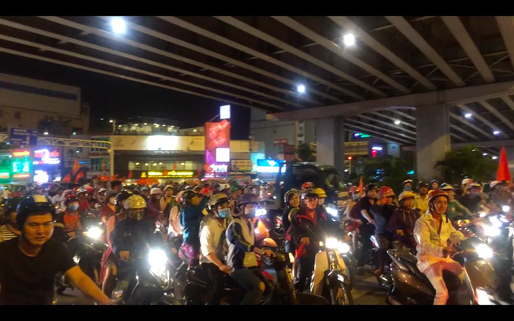 Xử lý nhiều trường hợp vi phạm giao thông tại TPHCM sau trận đấu lịch sử của U23 Việt Nam ảnh 2