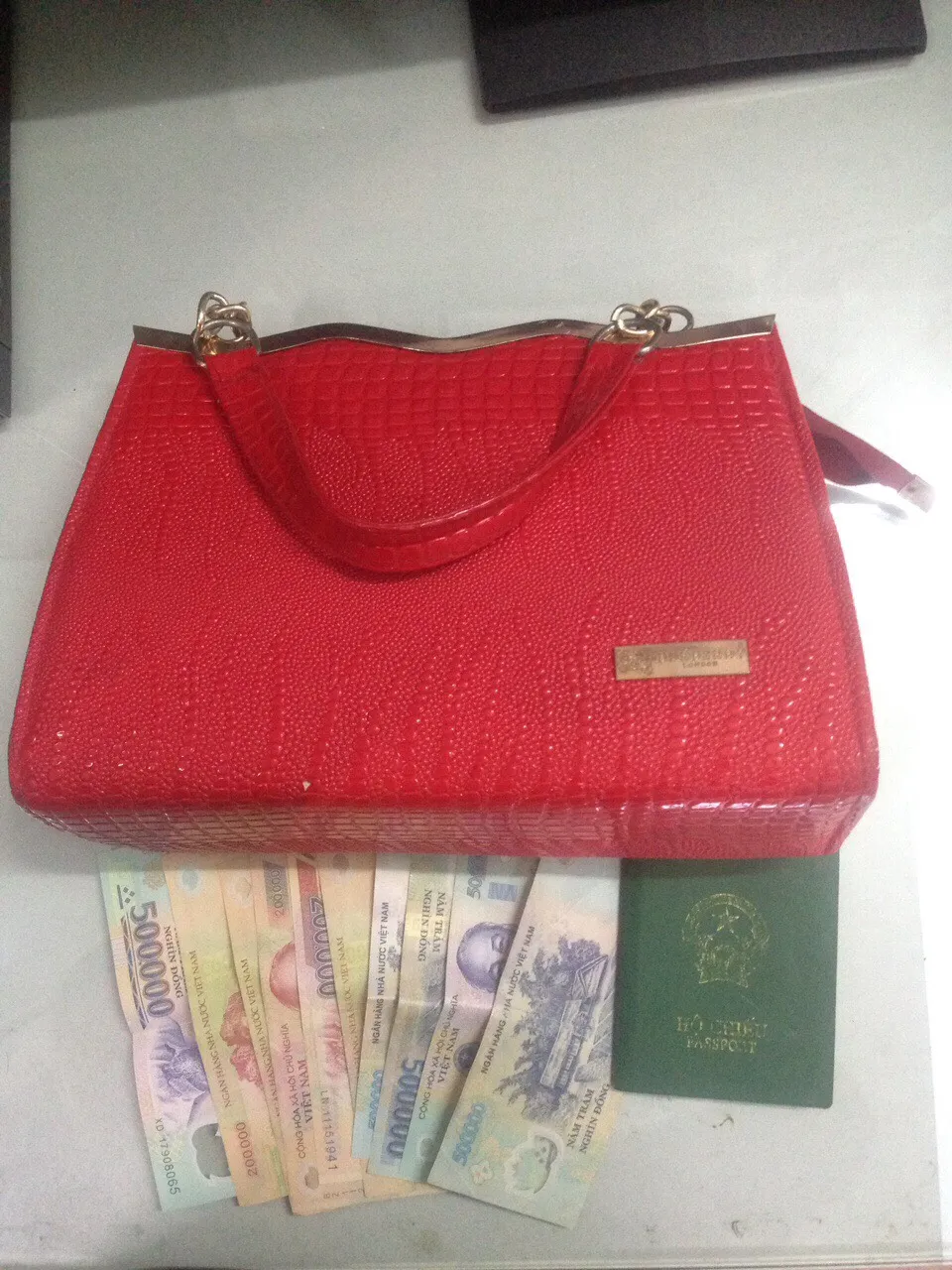 Trinh sát truy bắt tên cướp giật tài sản trên đường phố ảnh 3