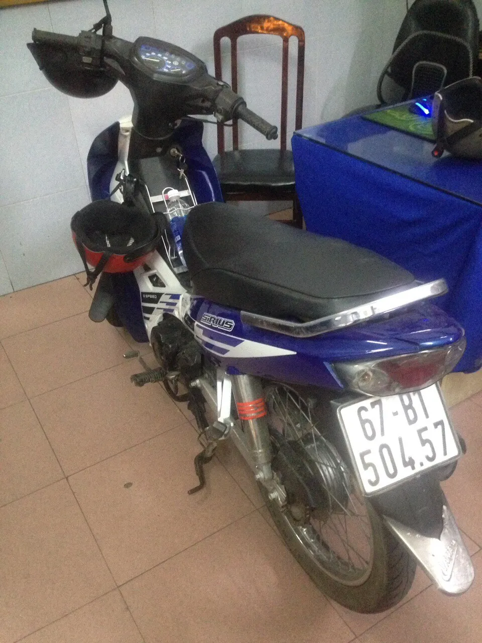 Trinh sát truy bắt tên cướp giật tài sản trên đường phố ảnh 2