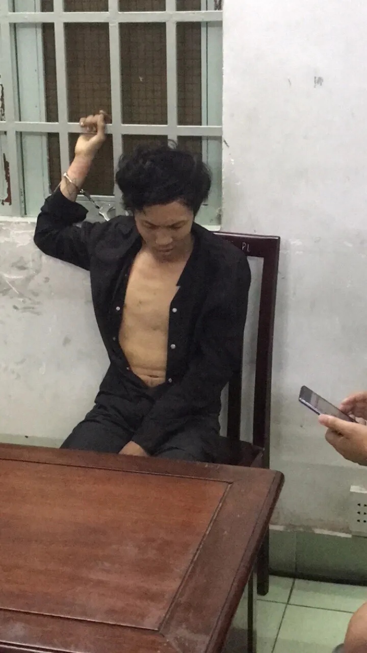 Bắt tên cướp dùng mã tấu chém bác sĩ cướp tài sản ảnh 3