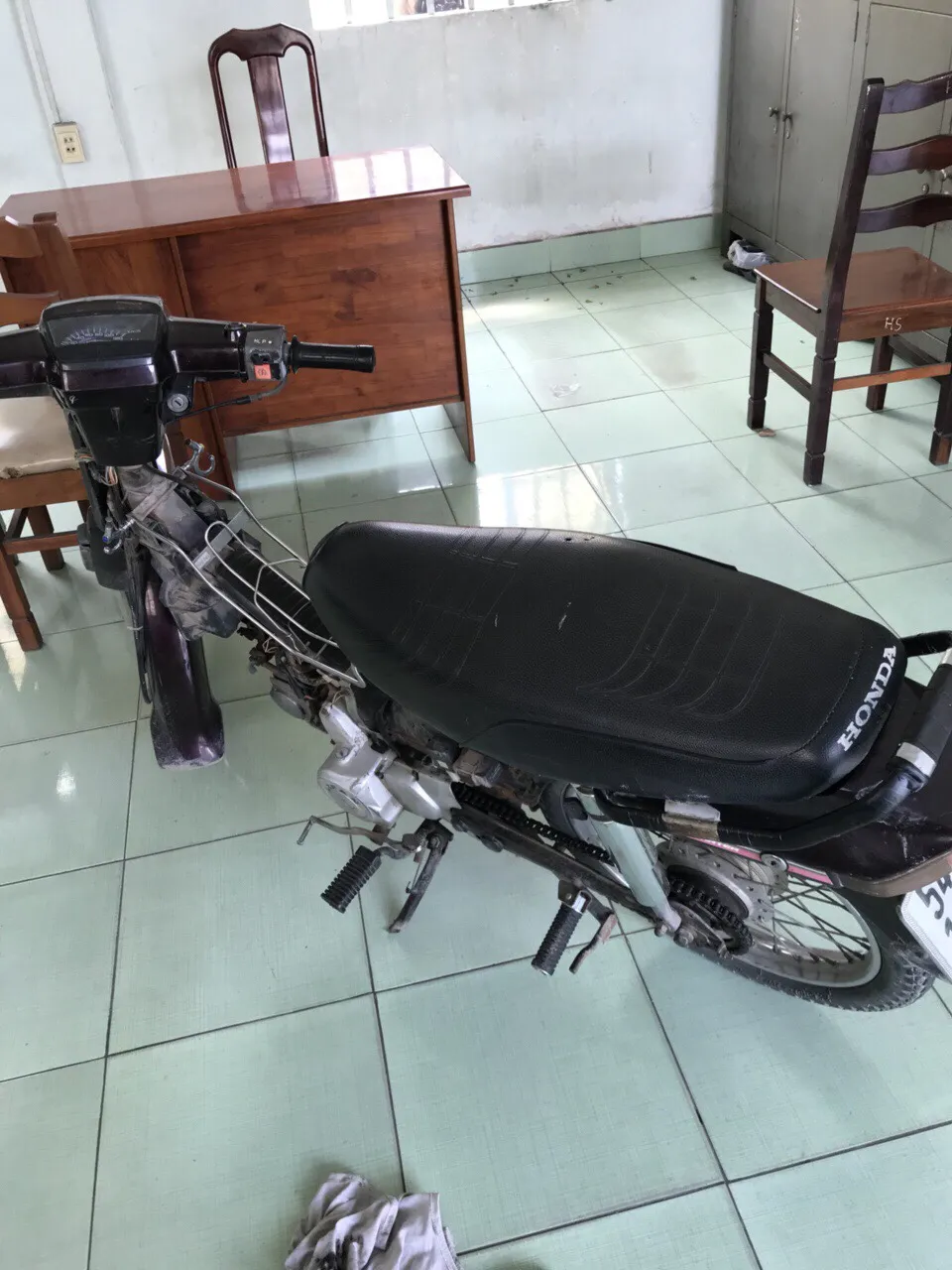 Bắt tên cướp dùng mã tấu chém bác sĩ cướp tài sản ảnh 4