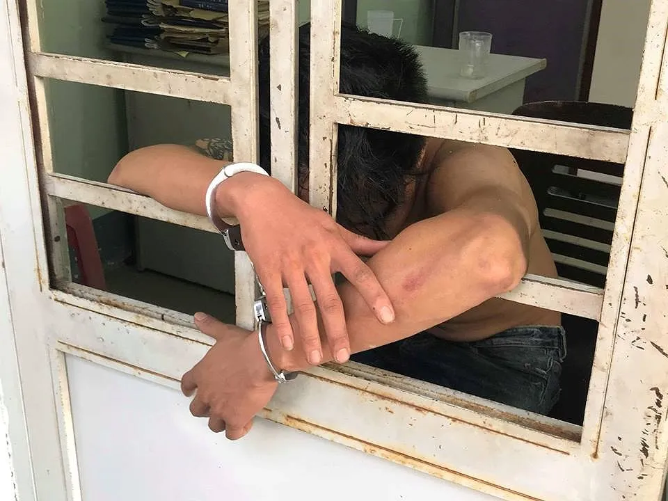 Vụ truy đuổi ô tô vi phạm, nhiều chiến sĩ CSGT bị tông nhập viện: Tài xế dương tính với ma túy ảnh 1