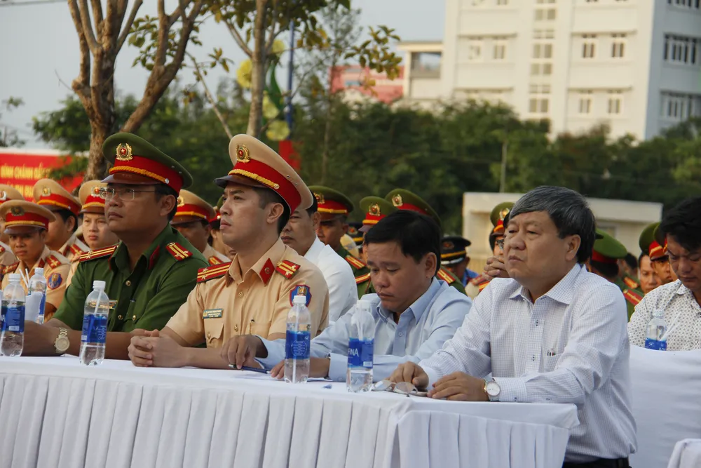 Công an TPHCM ra quân mở cao điểm phòng ngừa tai nạn, ùn tắc giao thông, đua xe ảnh 2
