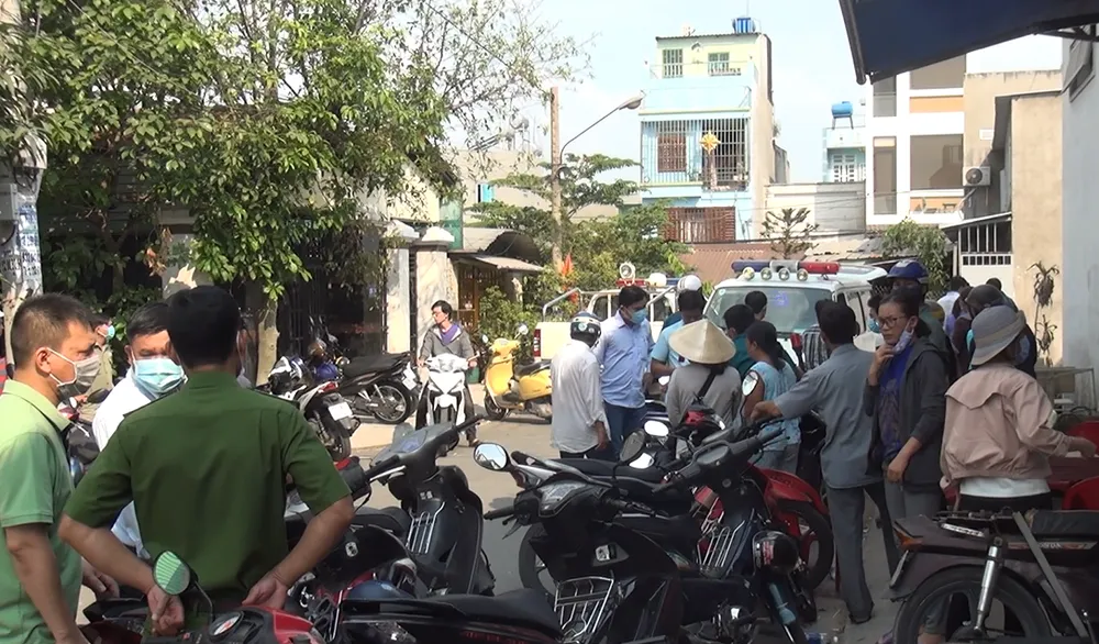 Hốt hoảng phát hiện người phụ nữ tử vong trong bụi rậm ảnh 1