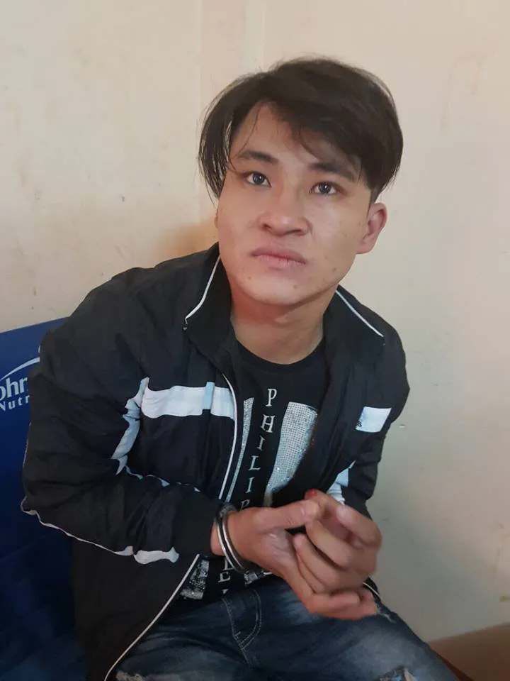 Đặc nhiệm TPHCM truy đuổi đạp ngã xe máy bắt kẻ cướp ở TPHCM ảnh 1