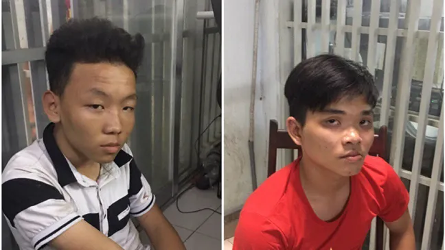 Hai đối tượng tại cơ quan công an. Ảnh: ĐAN NGUYÊN