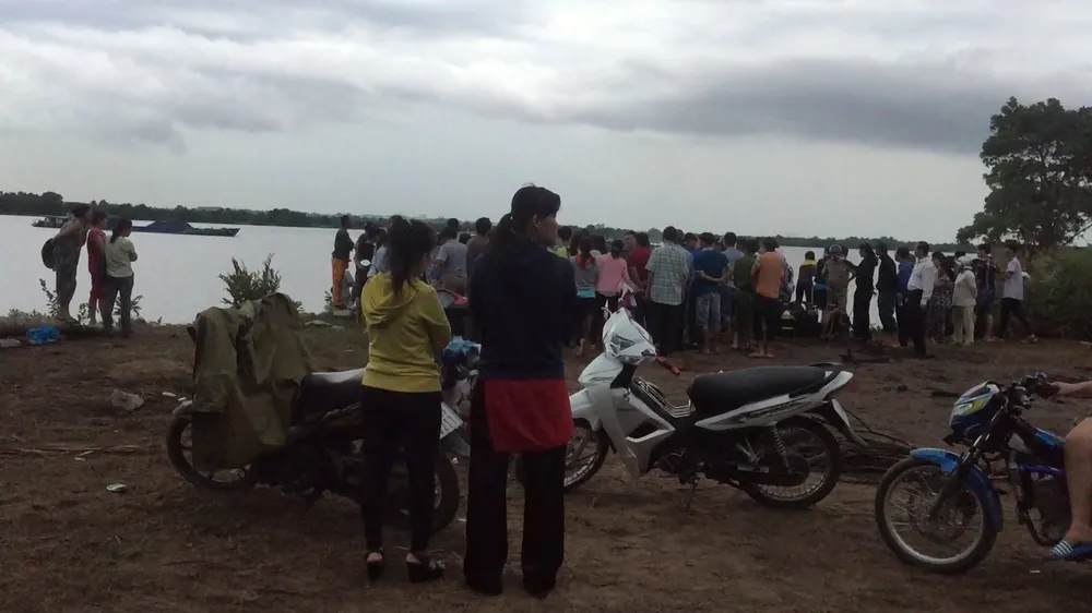 Hai nữ sinh đuối nước thương tâm ảnh 2