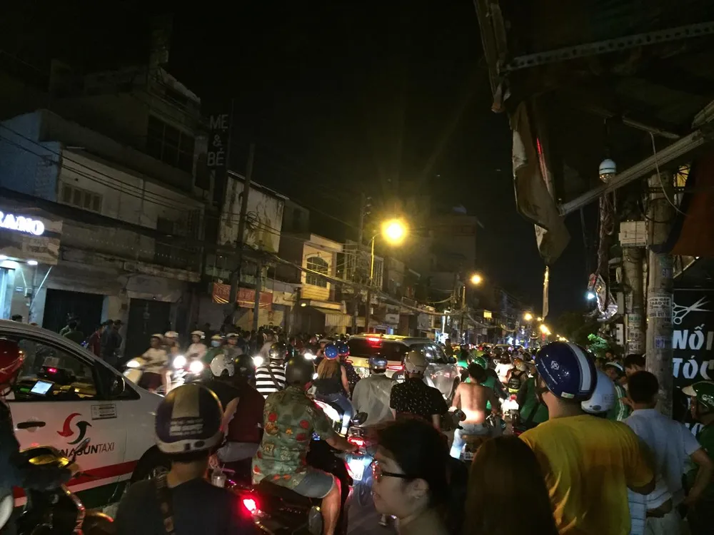 Chủ tịch UBND TPHCM: Công an TPHCM phải tìm biện pháp bảo vệ các “hiệp sĩ đường phố“ ảnh 7