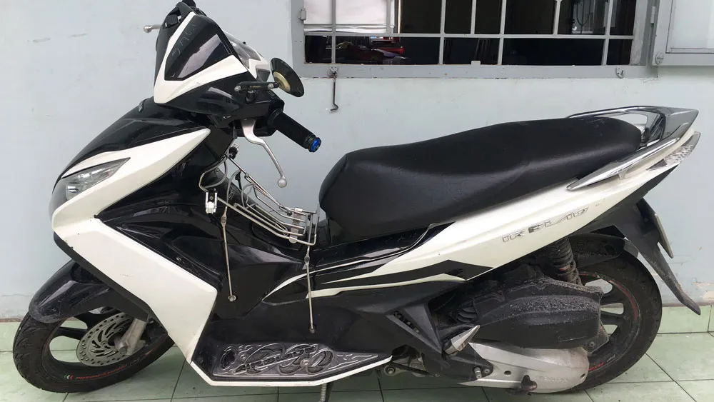 Bắt hai đối tượng xưng “hiệp sĩ đường phố” dàn cảnh cướp xe ảnh 1