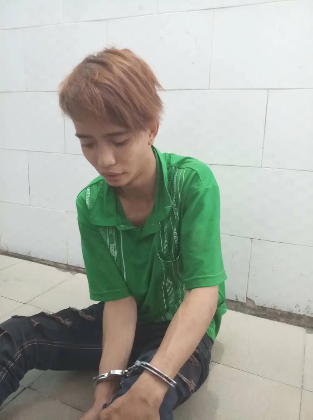 Chi tiết vụ 2 kẻ cướp bị truy đuổi đâm 2 nam thanh niên trọng thương  ảnh 1