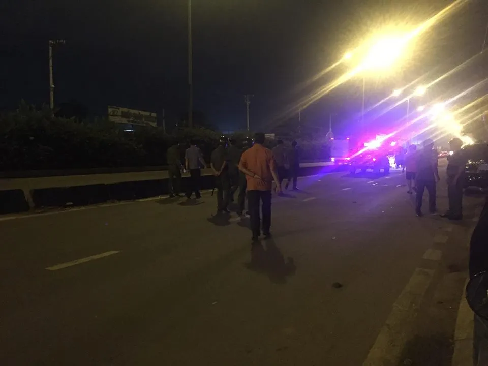 Một người tử vong sau tiếng nổ lớn trên phố  ảnh 5