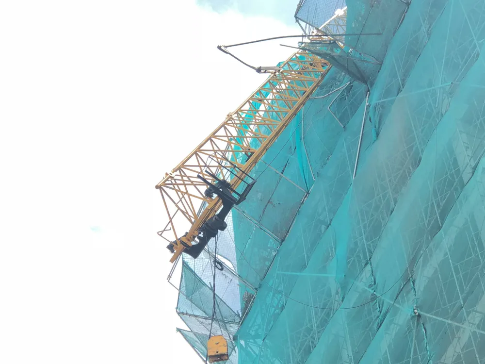 Gãy trục cần cẩu dự án Topaz Elite ở TPHCM ảnh 1