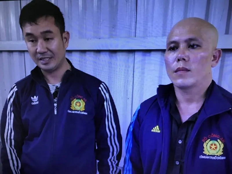 Khởi tố cặp nam nữ dùng đá tấn công công an  ảnh 5