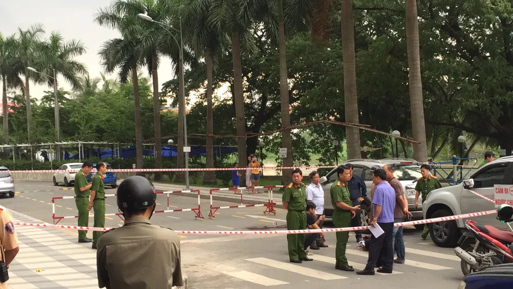 Nam thanh niên giết người đàn ông ở chung cư Homyland 2 vì ghen tuông ảnh 1