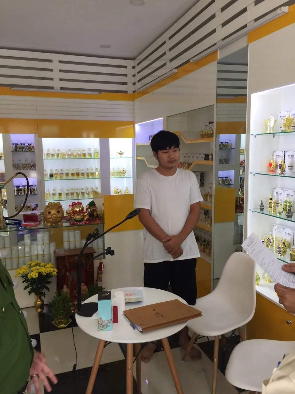 Chân dung “bà trùm” đứng sau kẻ cầm đầu đường dây đánh bạc 2.000 tỷ đồng ảnh 2