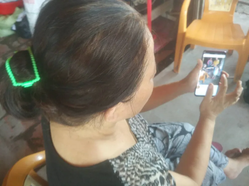 Bé 5 tuổi nghi bị bảo mẫu đánh phải nhập viện ảnh 1