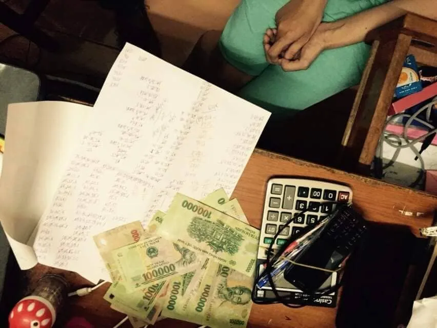 Triệt phá đường dây thầu đề liên quận huyện tại TPHCM ảnh 2