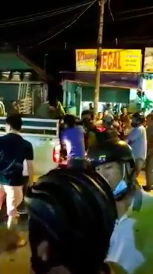 Sau va chạm giao thông, nam thanh niên đi cùng bạn gái bị đánh dẫn đến tử vong ảnh 1