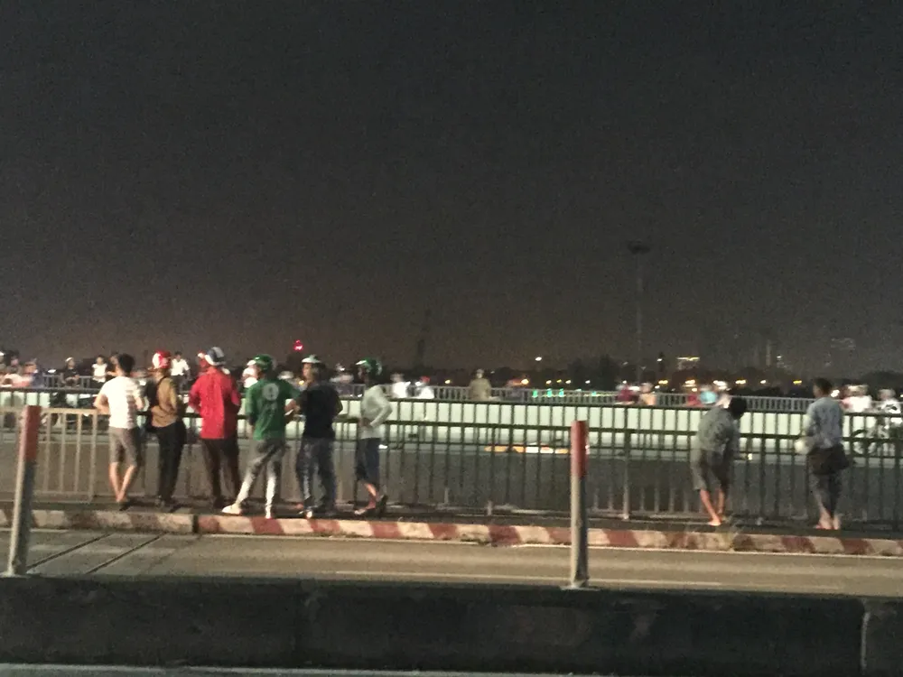  Va chạm với xe tải trên cầu Sài Gòn, đôi nam nữ chết thảm, giao thông ùn ứ kéo dài ảnh 15