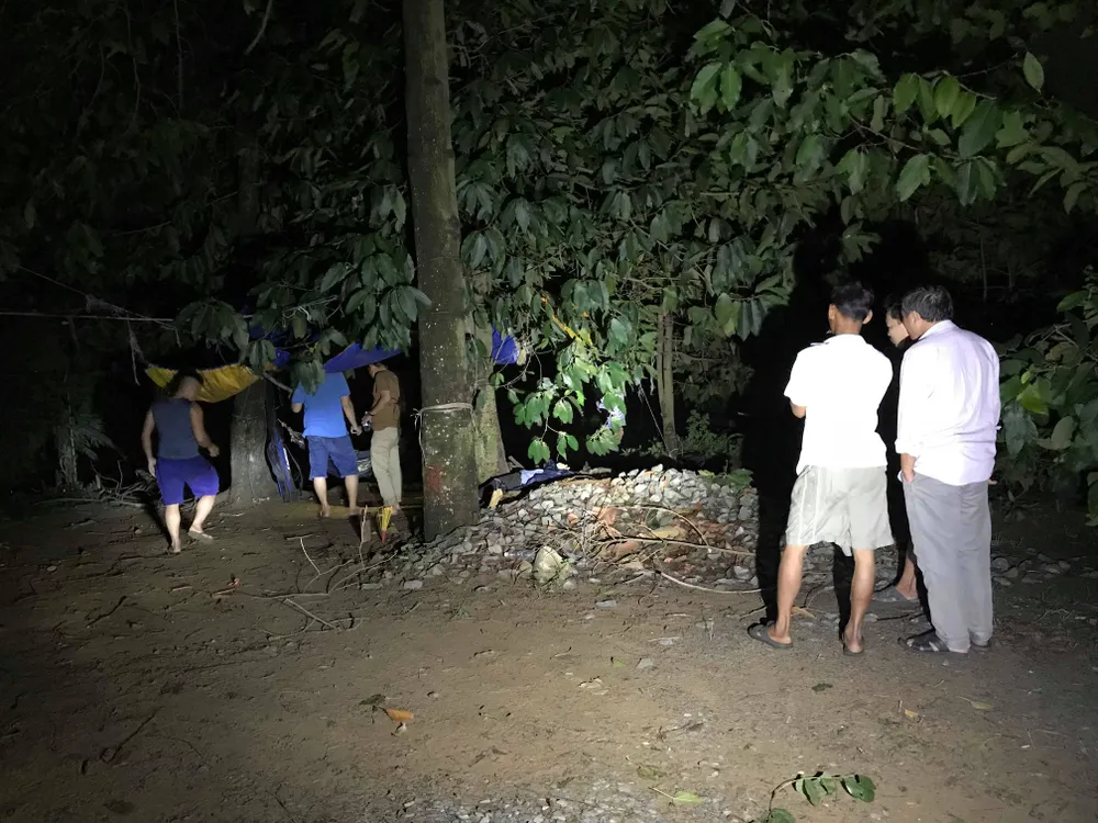 Người đàn ông đi câu cá nghi bị sét đánh chết  ảnh 2