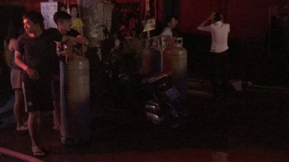 Cửa hàng tạp hoá bốc cháy dữ dội ở quận 9 ảnh 7