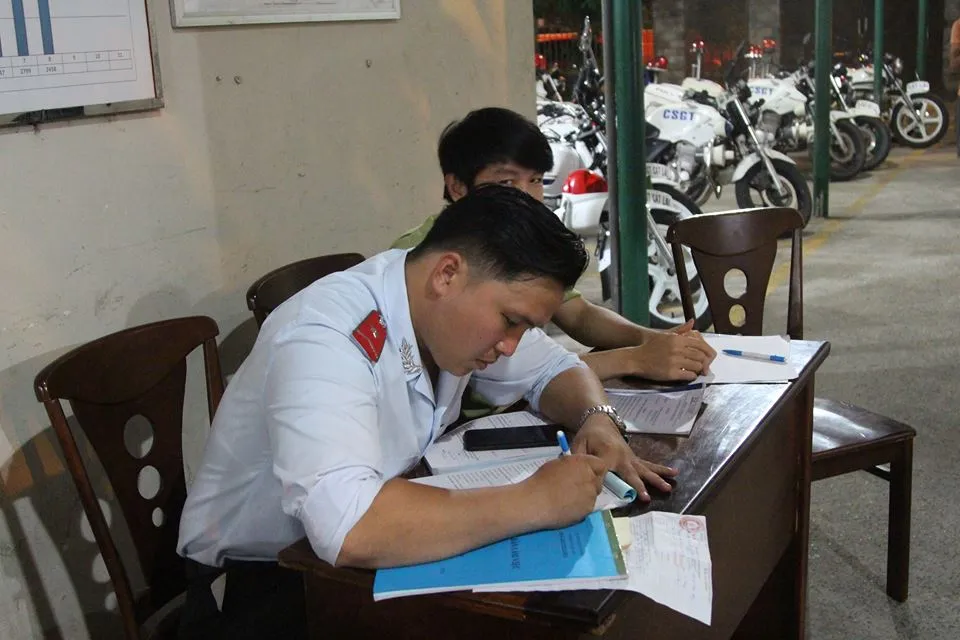 Phát hiện 3 tấn chim cút bốc mùi hôi thối không rõ nguồn gốc ảnh 6