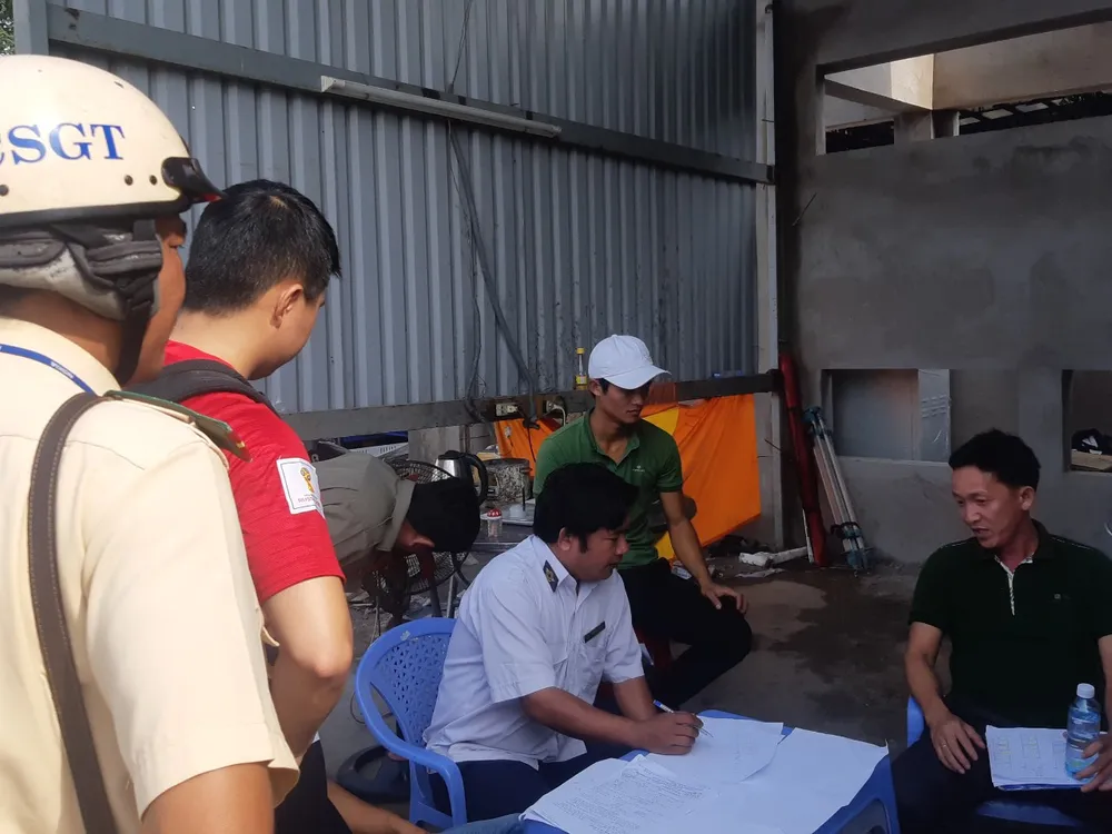 Phát hiện 3 tấn chim cút bốc mùi hôi thối không rõ nguồn gốc ảnh 2