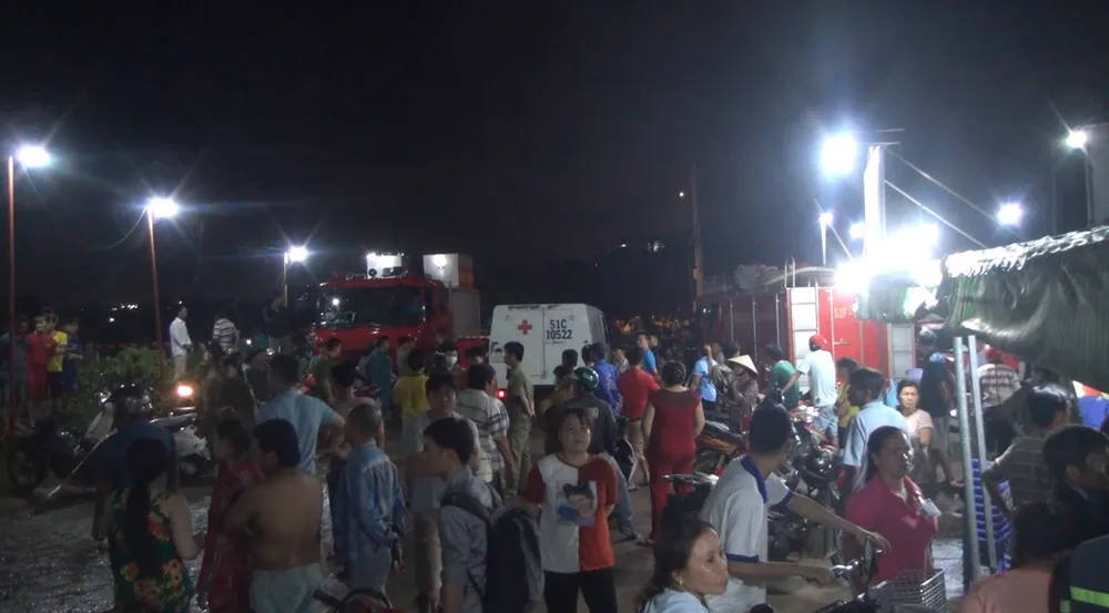  Tìm thấy thi thể nam thanh niên bị nước cuốn mất tích ở TPHCM trong cơn bão số 9 ảnh 1