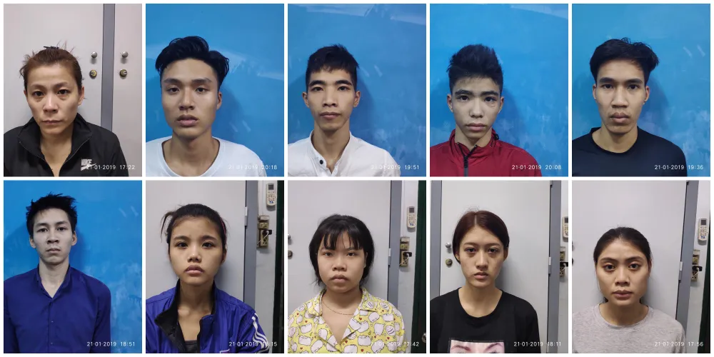 Bí ẩn trong căn nhà cấp 4 có dàn đèn karaoke “khủng”  ảnh 1