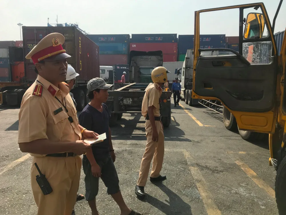 Tài xế container dương tính với chất ma túy ở cảng Cát Lái ảnh 9