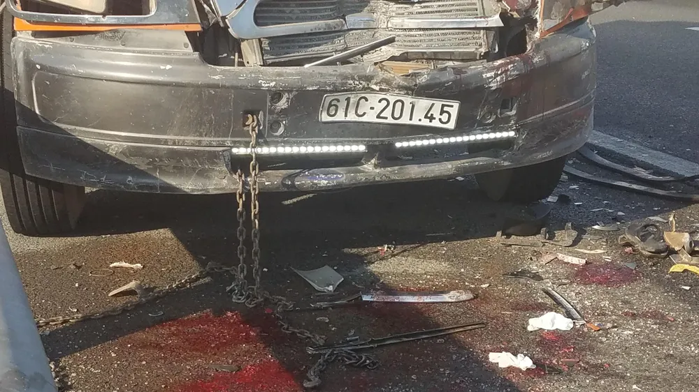  Va chạm liên hoàn trên cao tốc TPHCM - Trung Lương, 1 người tử vong ảnh 1