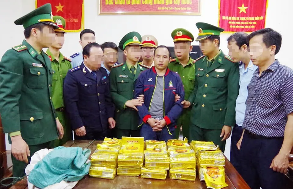 Hành trình phá đường dây ma túy lớn nhất từ trước tới nay tại TPHCM ảnh 7