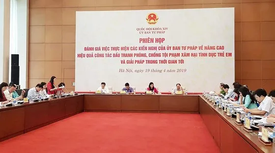 Vẫn chưa khởi tố vụ ông Nguyễn Hữu Linh sàm sỡ bé gái trong thang máy ảnh 2