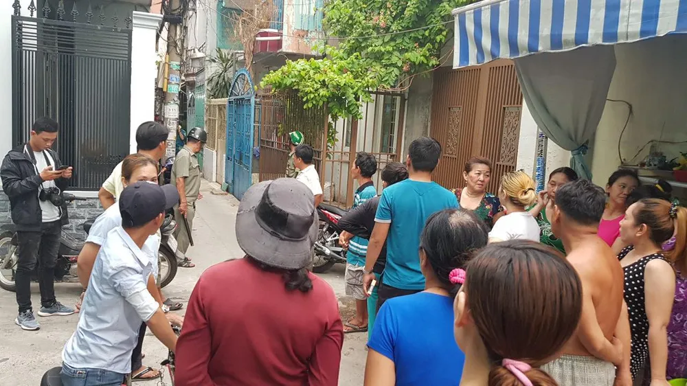 Công an phong tỏa hiện trường. Ảnh: C.T