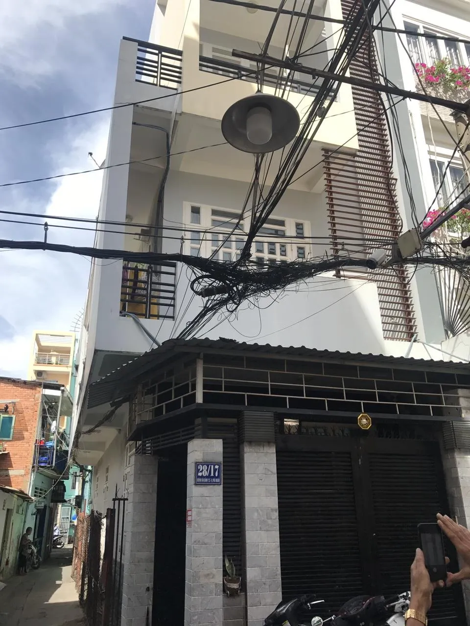 Băng nhóm chuyên cho vay nặng lãi thủ súng đạn, ma túy ảnh 1