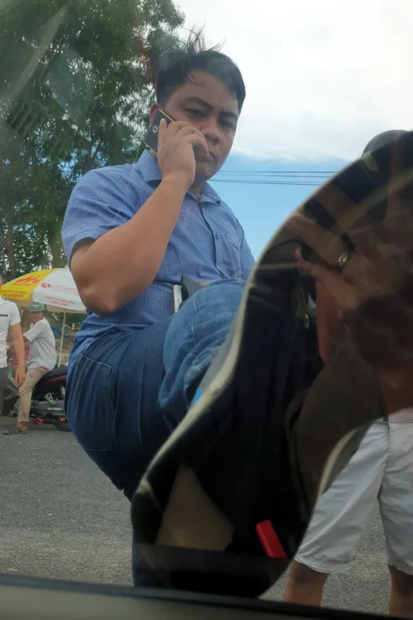  Vụ nhóm giang hồ vây chặn ô tô chở công an: Bắt thêm 1 đối tượng ảnh 1