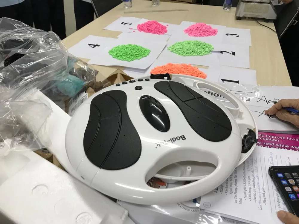 Bắt giữ hơn 14kg ma túy núp bóng quà biếu, quà tặng gửi qua đường chuyển phát nhanh ảnh 7