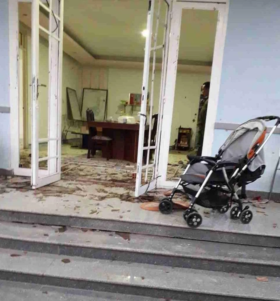 Khởi tố hình sự vụ cả gia đình bị nhóm “giang hồ” dùng súng, hung khí đe dọa ảnh 1