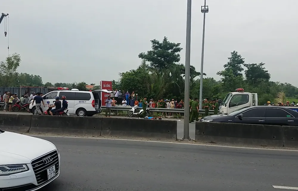 Cô gái bị nam thanh niên đâm chết trên đường  ảnh 1