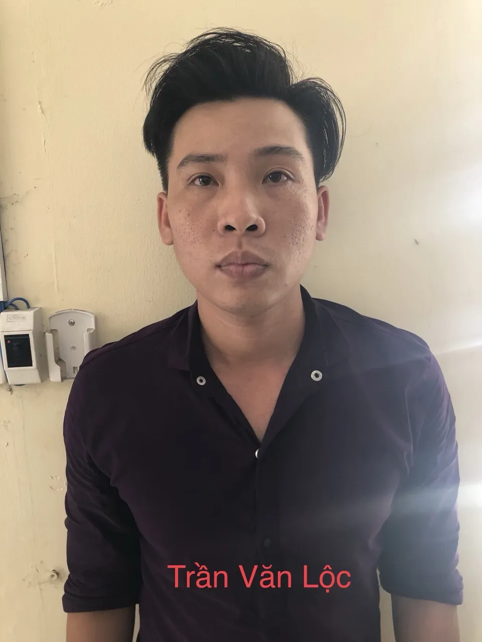 Tạm giữ chủ quán bar 030X8 cùng 15 đối tượng  ảnh 6