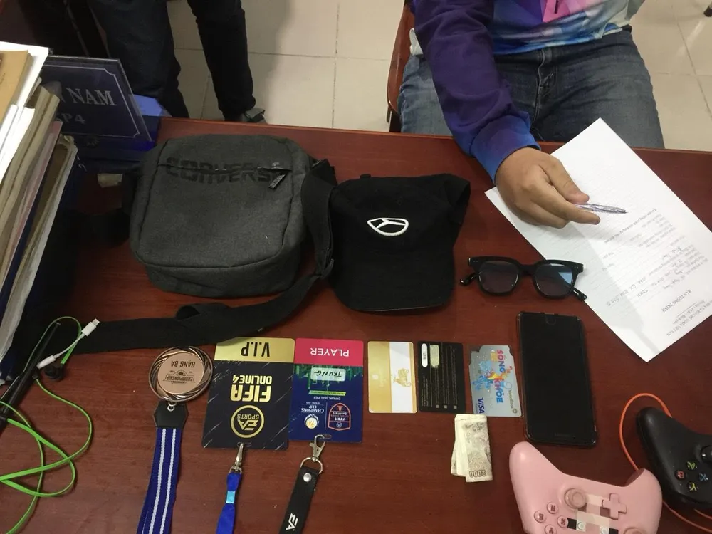  Hai anh em ruột khống chế người phụ nữ trói chân tay cướp tài sản ảnh 2