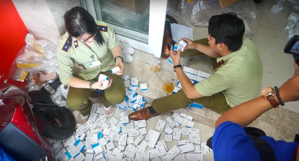  Đột kích căn nhà chứa lô tân dược nhập lậu khủng ở TPHCM ảnh 1